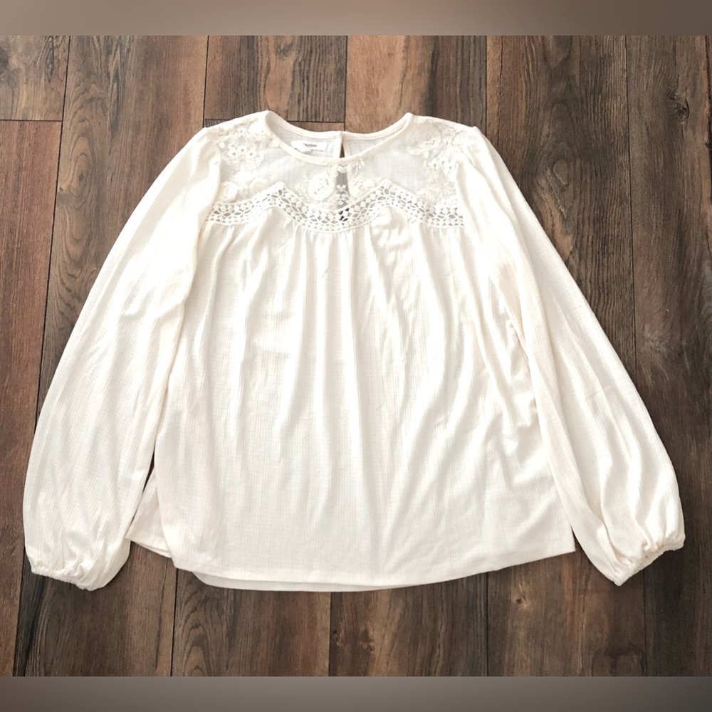 Maurices Embllished Long Sleeve M